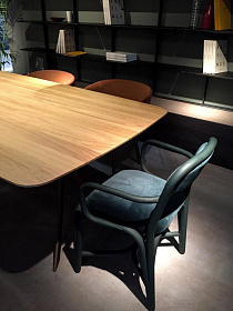 Обеденный стол Falcata indoor прямоугольный 140