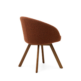 Marvin Поворотный стул из коричневого флиса с ножками из ясеня