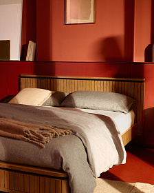 Licia Кровать из массива манго и ножками из черного металла 180 x 200 см